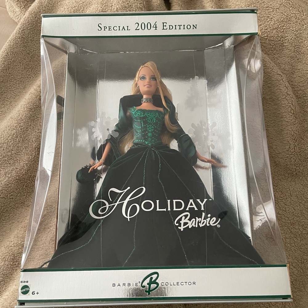 2004 Holiday Barbie